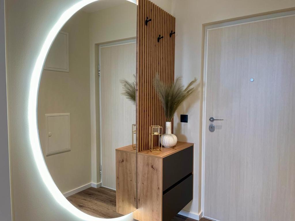 Apartment Linda With Panoramic Sea View Makarska Esterno foto