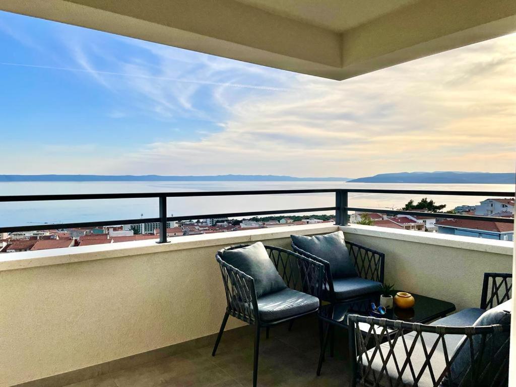 Apartment Linda With Panoramic Sea View Makarska Esterno foto